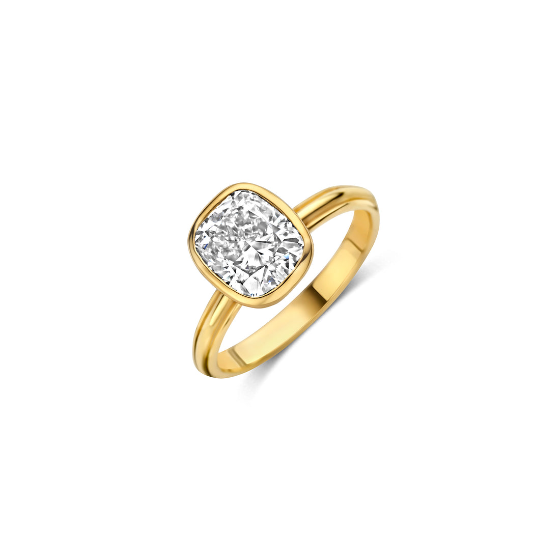 Gold ring with a cushion cut diamond