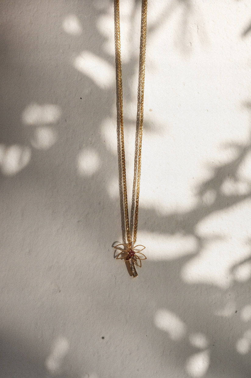 Neklace with gold palmtree